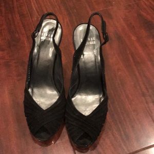 In great condition; suede slingback platform.